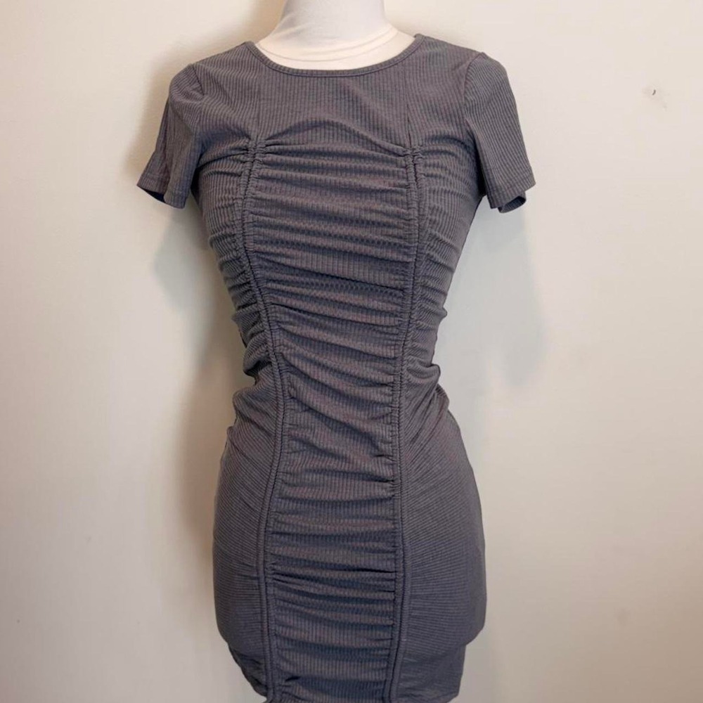 Gray Ruched Bodycon Mini Dress‎ - Picture 2 of 3